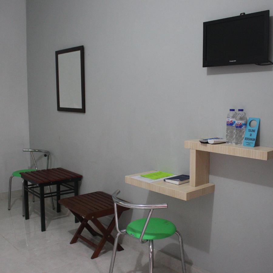 ปนดก วิซาตา ดัน เรสโตรัน เอลิม Hotel ไวงาปู ภายนอก รูปภาพ
