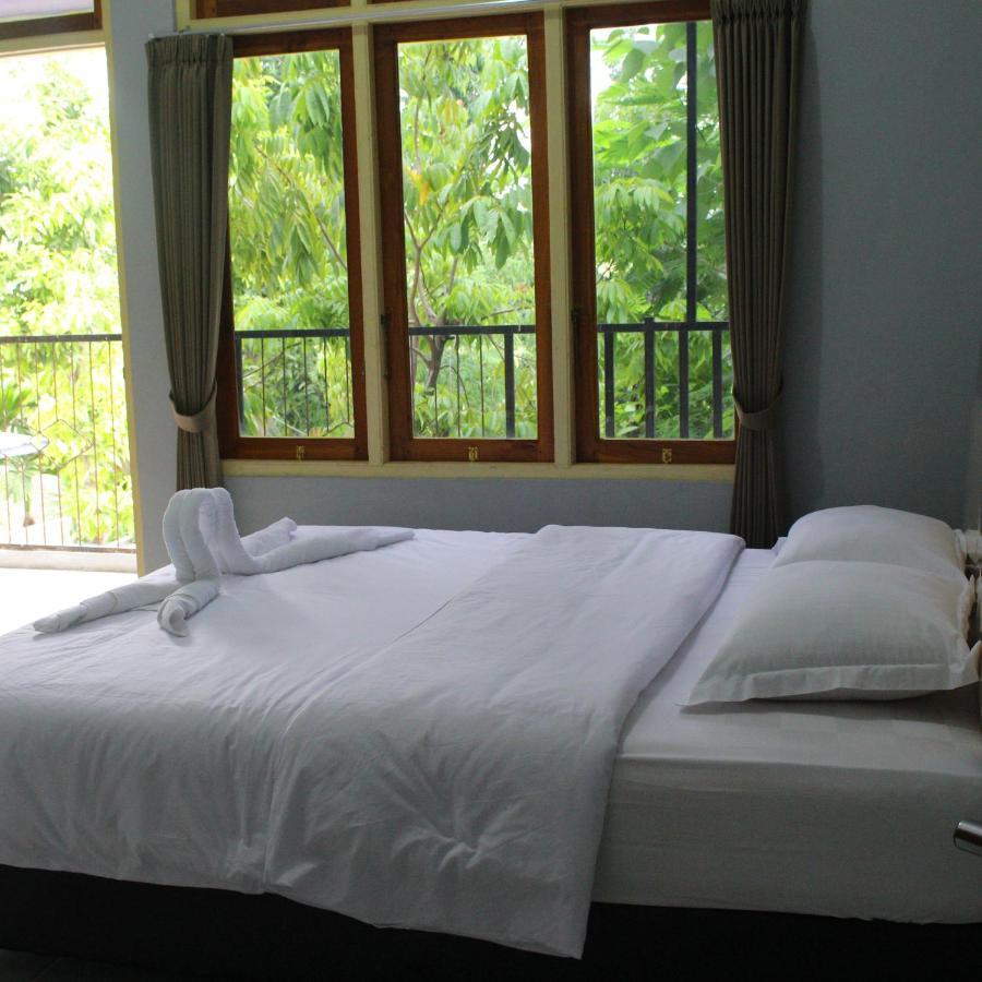 ปนดก วิซาตา ดัน เรสโตรัน เอลิม Hotel ไวงาปู ภายนอก รูปภาพ